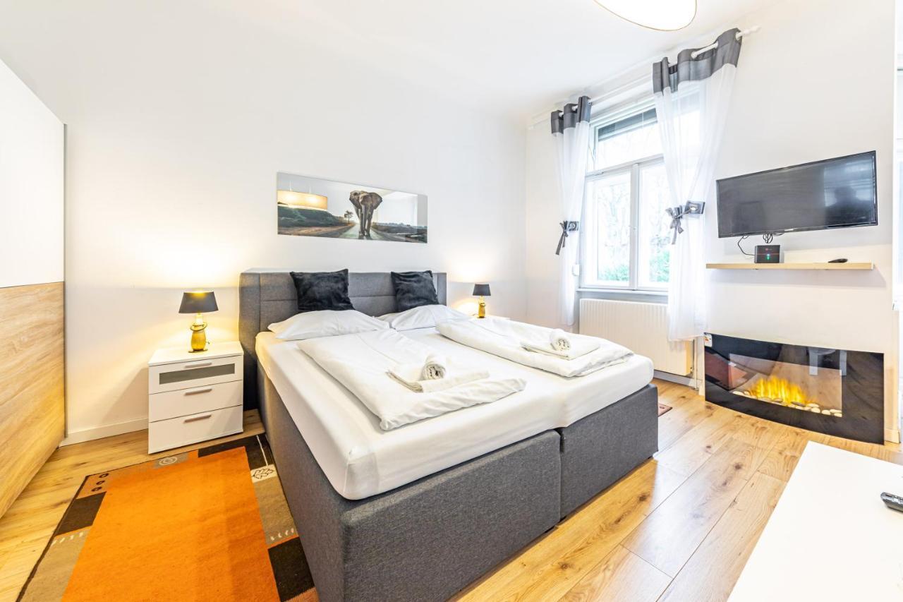 Christiano Apartments - Villa Schoenbrunn Wiedeń Zewnętrze zdjęcie