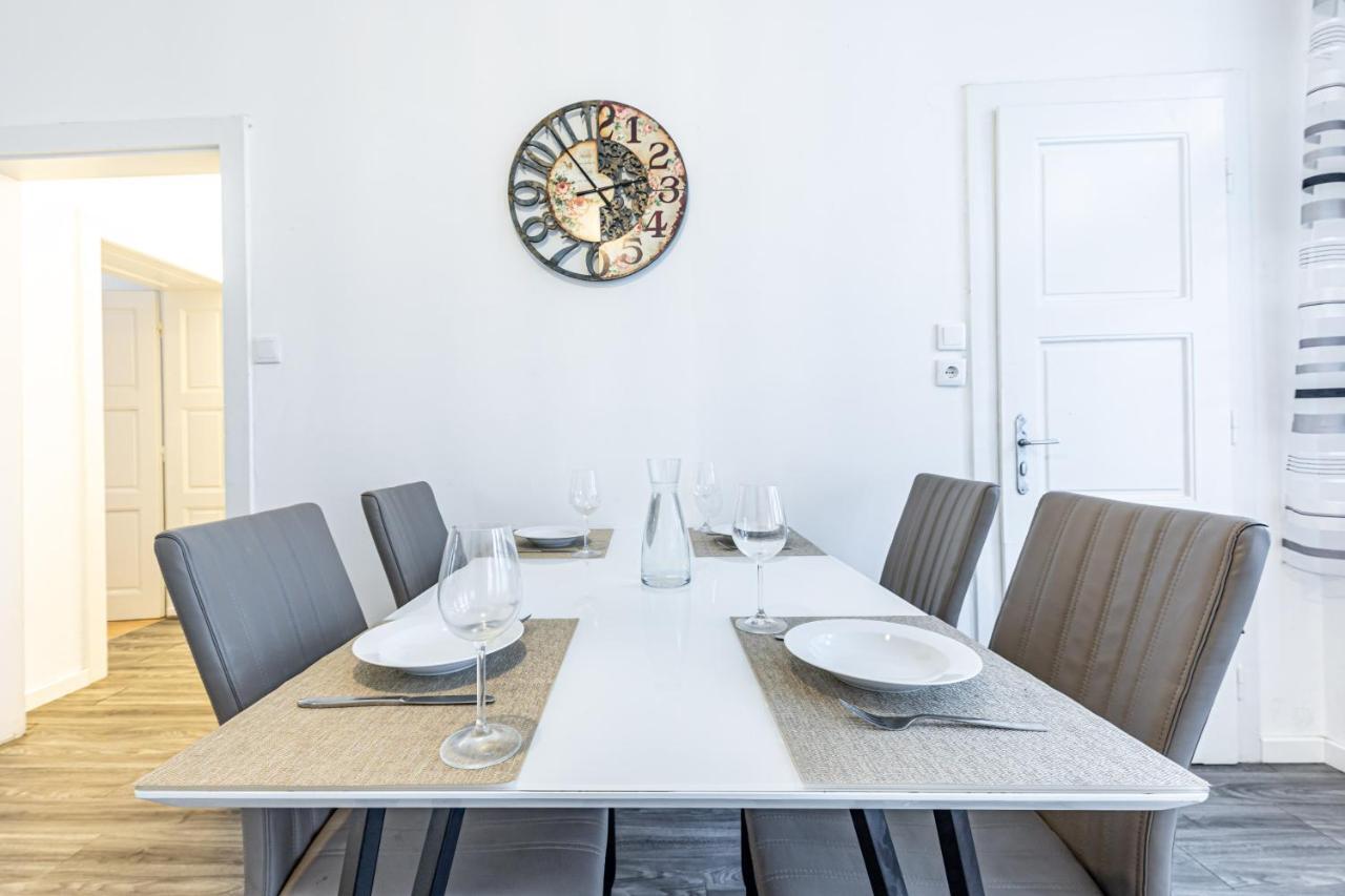 Christiano Apartments - Villa Schoenbrunn Wiedeń Zewnętrze zdjęcie