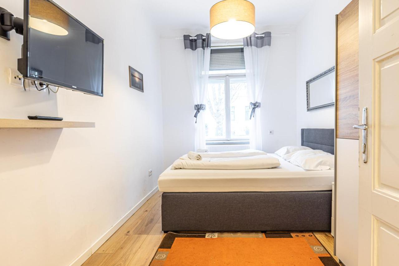 Christiano Apartments - Villa Schoenbrunn Wiedeń Zewnętrze zdjęcie